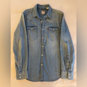 Levi’s BARSTOW WESTERN DENIM SHIRT size M